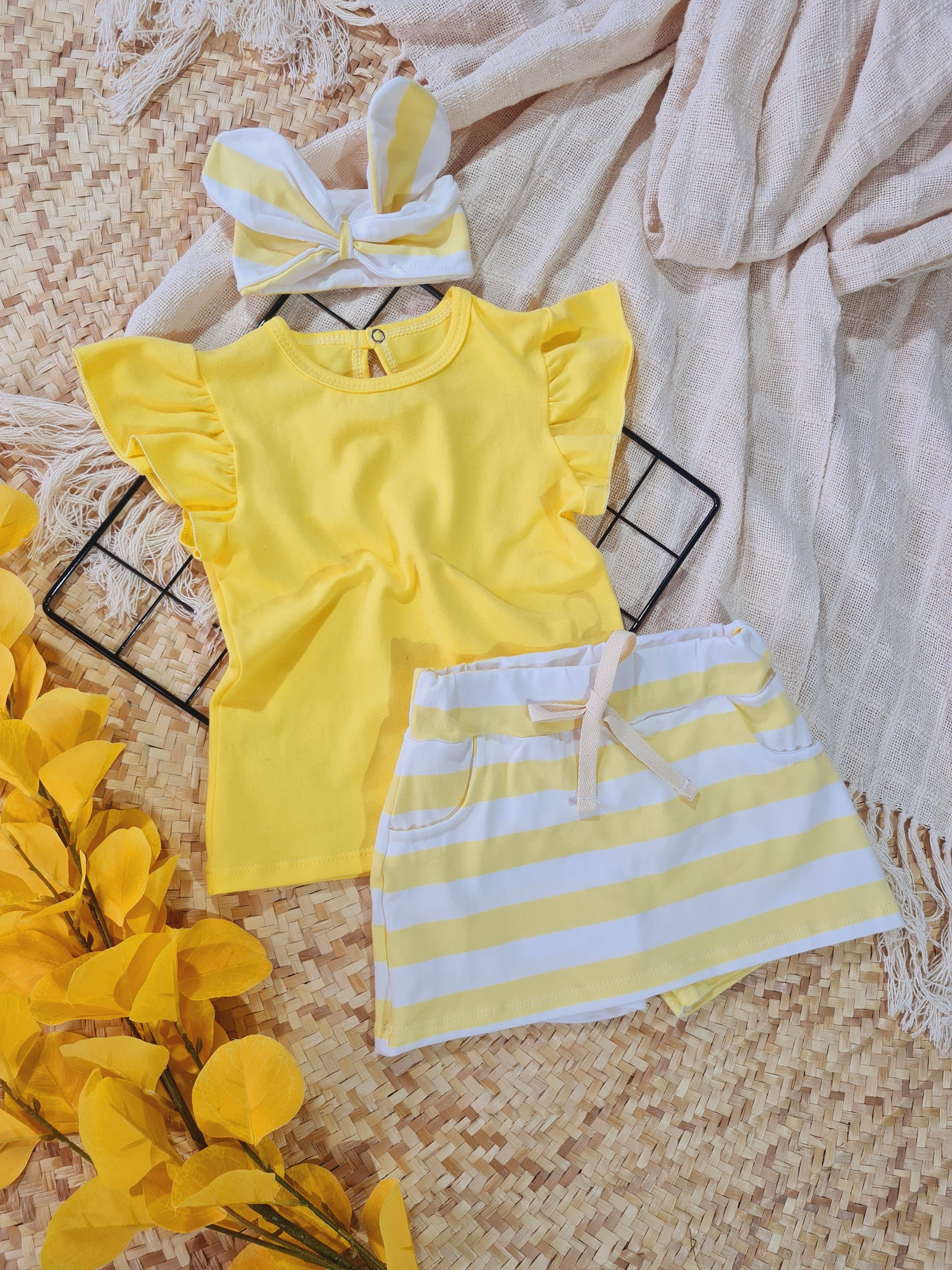 Conjunto Blusa Amarelo e Short Saia